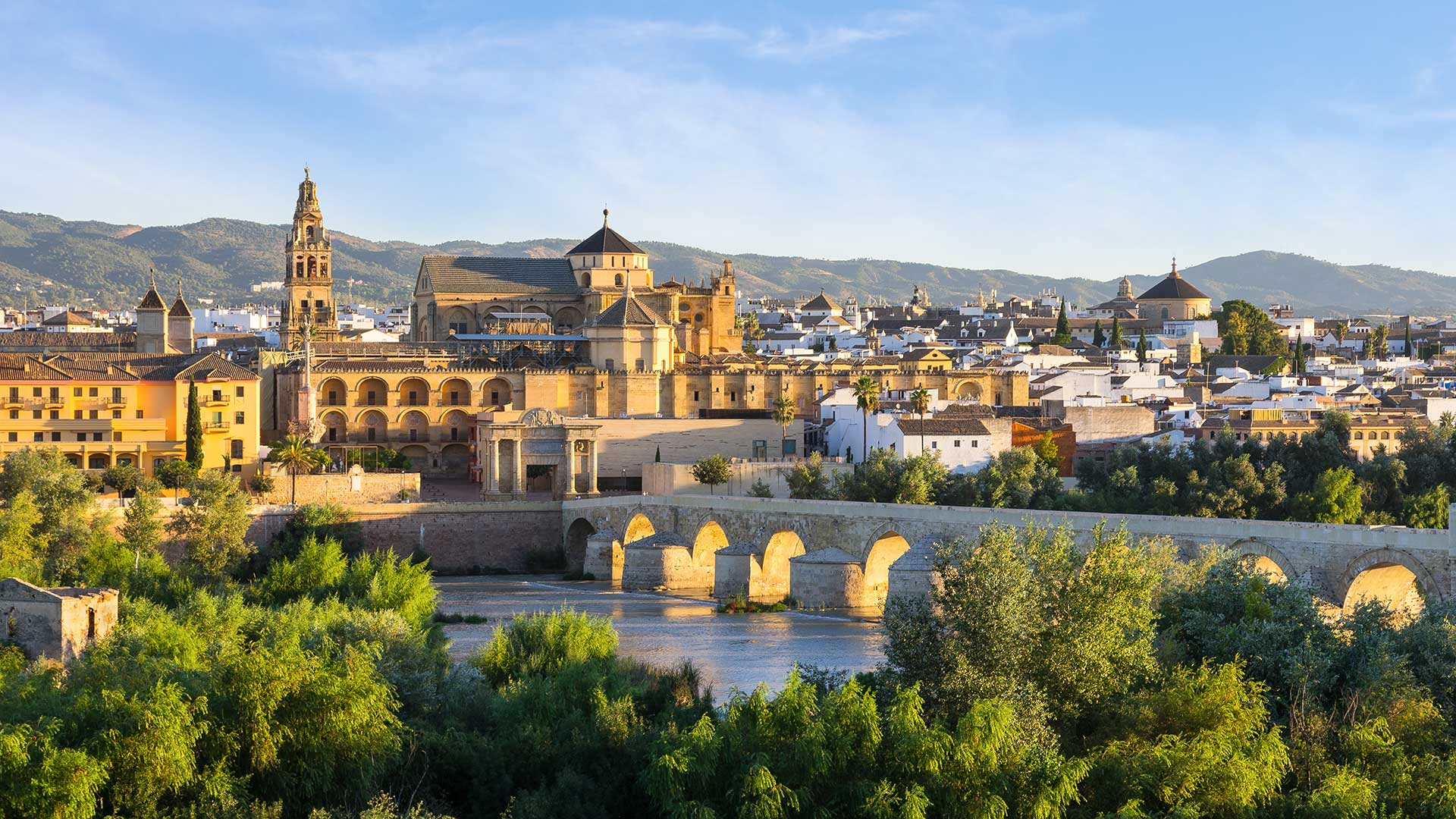 Cathedral-Mezquita-and-Roman-bridge-Córdoba-Spain-gallery